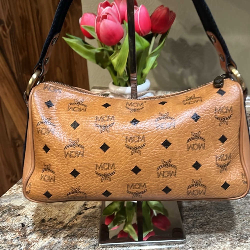MCM Vintage Visetos Shoulder Bag Tan Brown leather Navy blue pockets logo print - Picture 6 of 13